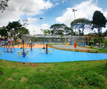 Praça Douglas Galvão Revela-5