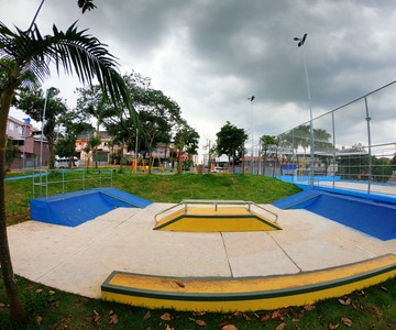 Praça Douglas Galvão Revela-3