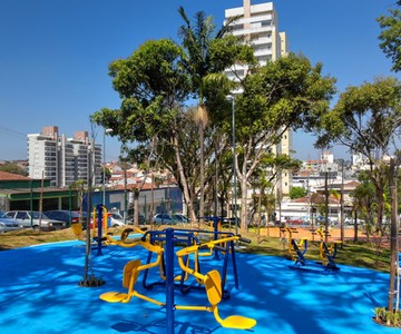 Praça Giuseppe Stangorlini-3